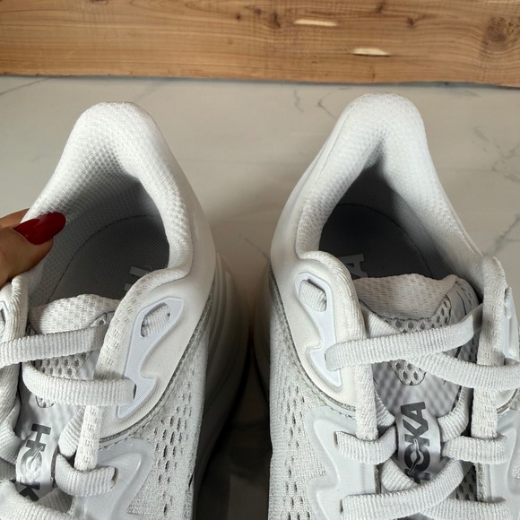 Hoka One One Bondi 9 Running Shoes Stardust/Silver 1162014 SDSTS Women's 10 D - Picture 12 of 16